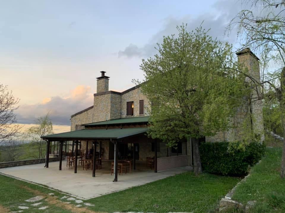 Terrae Eremis: Ristorante, Bar, B&B Roccamorice Exteriér fotografie