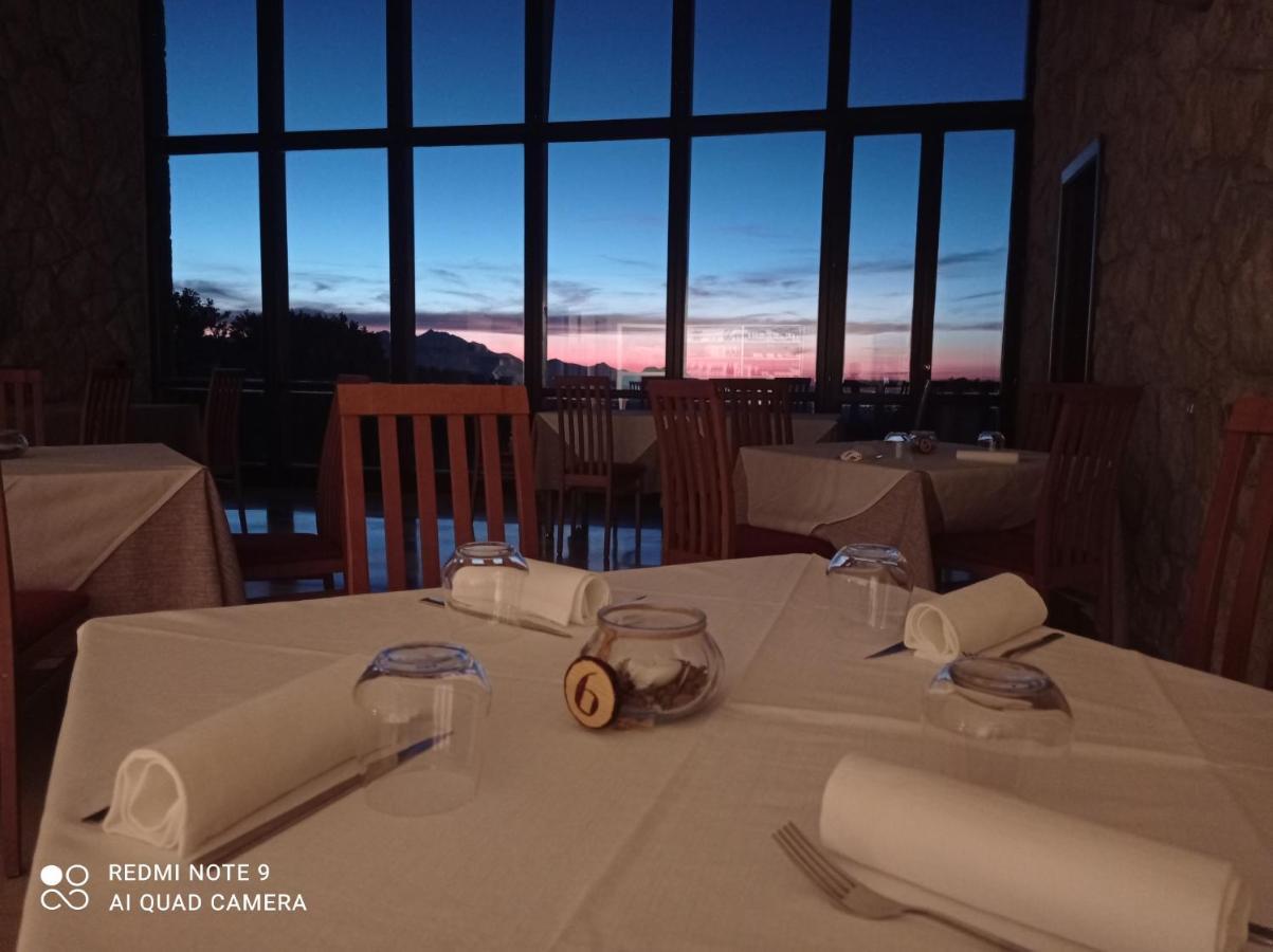 Terrae Eremis: Ristorante, Bar, B&B Roccamorice Exteriér fotografie